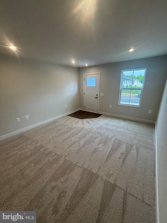 Foto del edificio - 4347 Southerby Dr