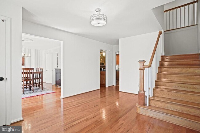 Building Photo - 7730 Falstaff Rd