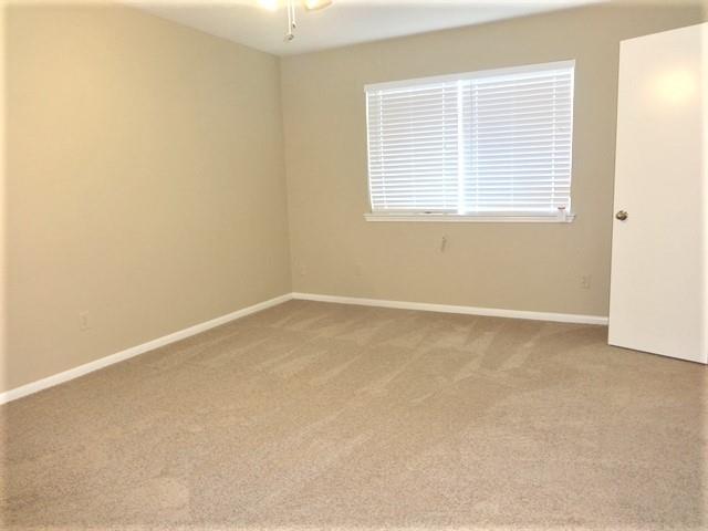 Foto del edificio - 28814 Binefield St