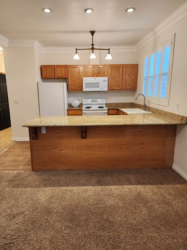 Kitchen - 707 NE Tillamook St