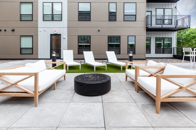 Amenity Deck - Fire Pit - The DECO