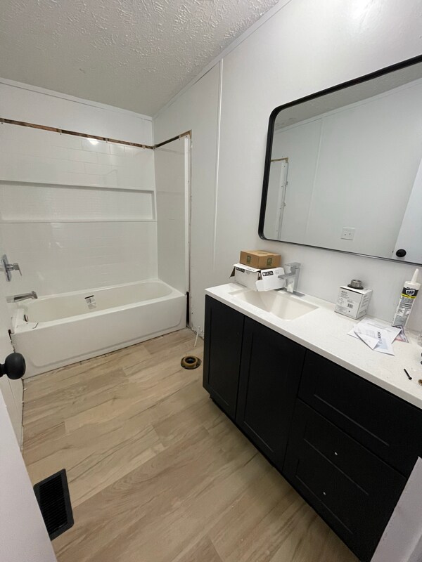 Foto del edificio - 8030 W Peterson Rd