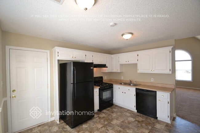 Foto del edificio - 1500 N Hampton Ct