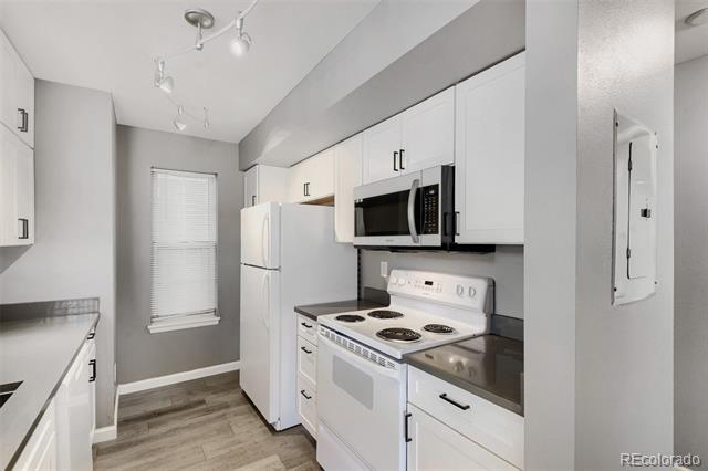 Building Photo - 6731 S Ivy Way