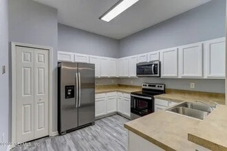Building Photo - 6105 Maggies Cir