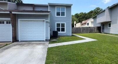 Building Photo - 613 Folkstone Way
