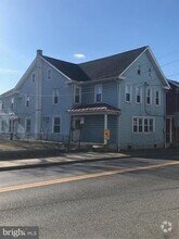Building Photo - 148-150 W High St