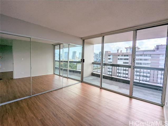 Building Photo - 775 Kinalau Pl