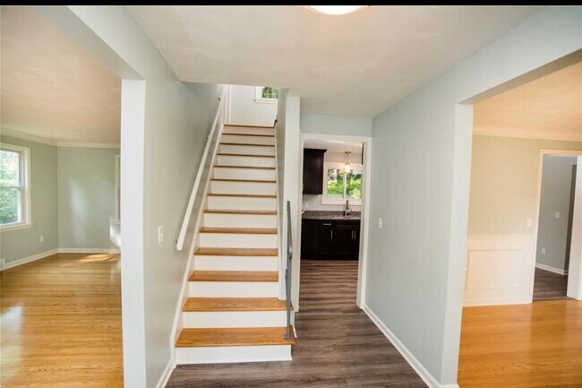 Building Photo - 54 Kindlewood Ln