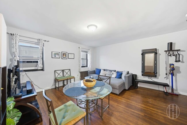 Building Photo - 144-46 77th Rd