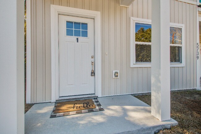 Foto del edificio - 5739 Murray Dr