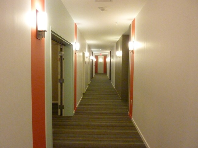 Foto del edificio - 6506 America Blvd