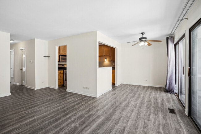 Building Photo - 402 Sandalwood Ln