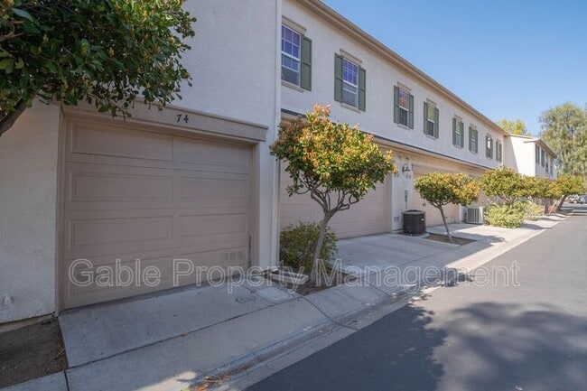 Building Photo - 27030 Victoria Ln