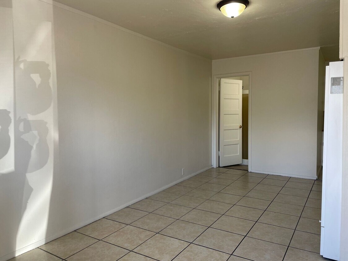 Foto principal - Cute 1 Bedroom 1 Bath Apartment