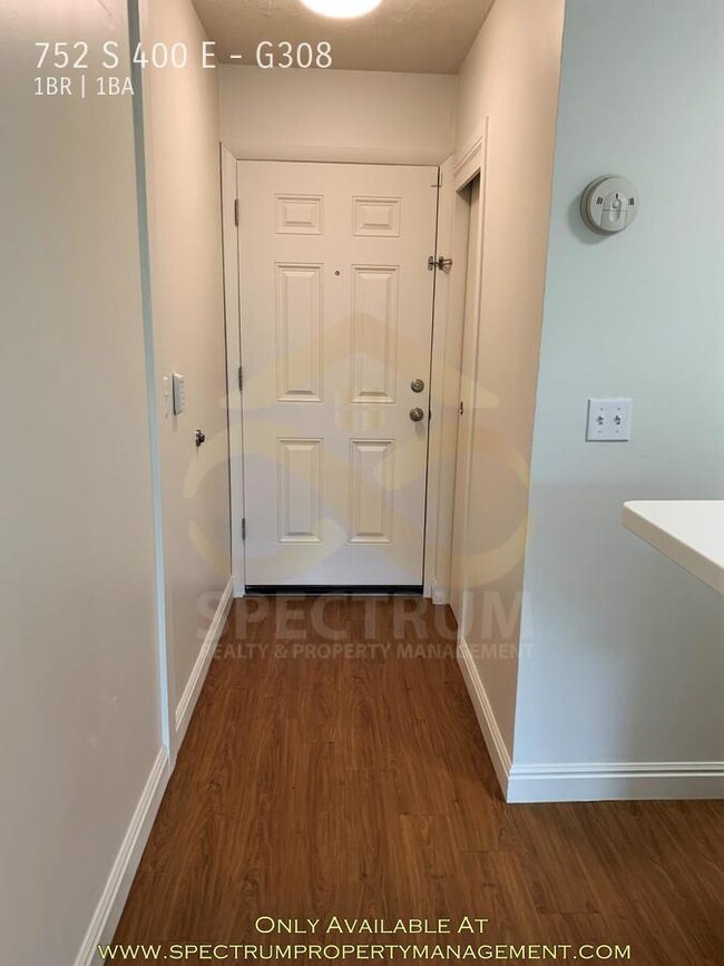 Building Photo - NO DEPOSIT OPTION! 1 BD/1 BA Apartment for...
