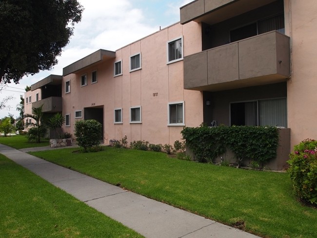 Building Photo - 1419 S Orange Ave