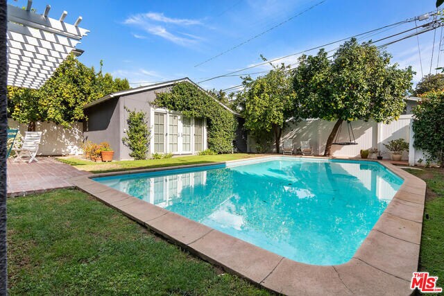 Foto del edificio - 4154 Laurelgrove Ave