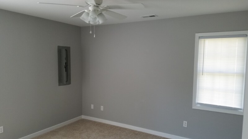 Foto del edificio - 3902 Dill Rd