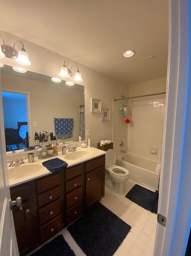 Foto del edificio - 23194 Ambrosia Ln