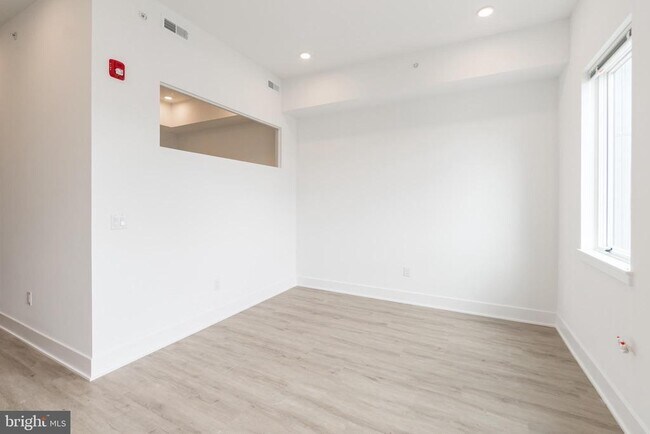 Foto del edificio - 1622 Point Breeze Ave