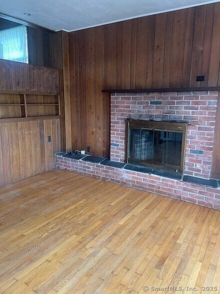 Foto del edificio - 102 Riverview Ave