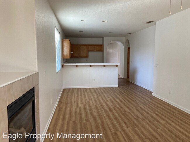 Building Photo - 4 br, 2 bath House - 9741 Marianna Way