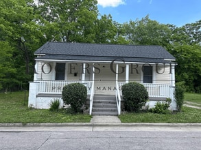 Building Photo - 908 David St