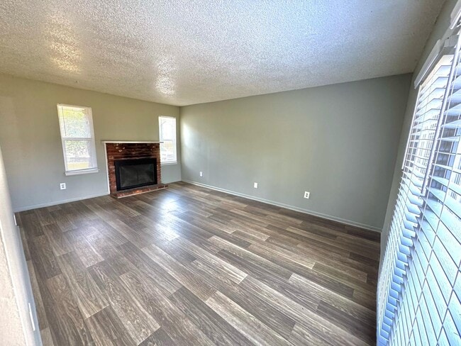 Sala de estar - Willow Creek Apartments