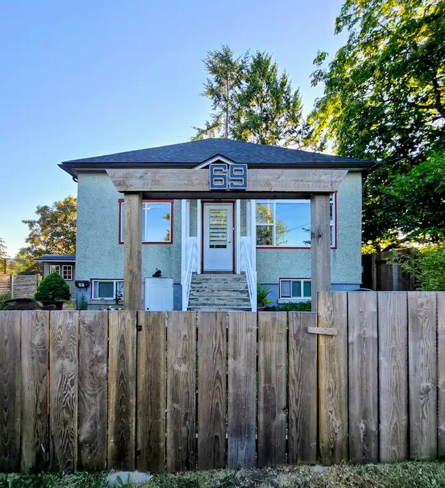 Photo du bâtiment - 69 Strickland St
