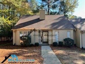 Building Photo - 118 Woodbridge Ln