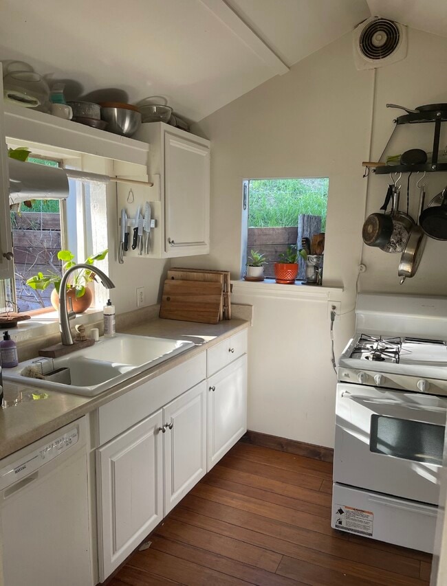 Foto del edificio - 1279 Oakwood Dr