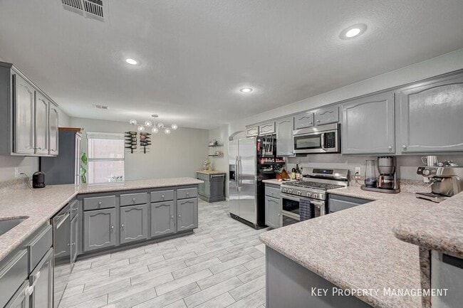 Building Photo - 3941 Equinox Ct