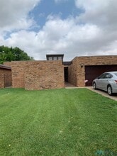 Building Photo - 2116 Circlewood Pl