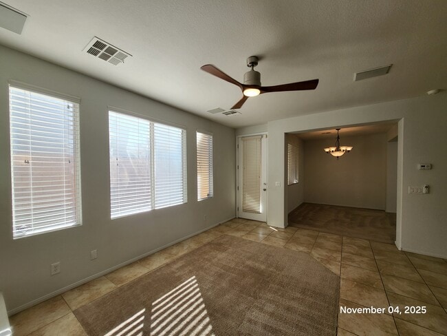 Foto del edificio - 6147 Pine Banks Ct