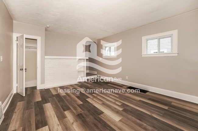 Building Photo - 456 Noah Ave