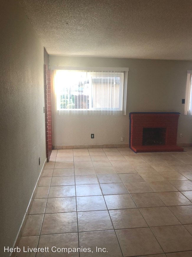 Building Photo - 4109 Apostolo Cir
