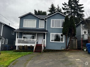 Building Photo - 7220 17th Ave SW