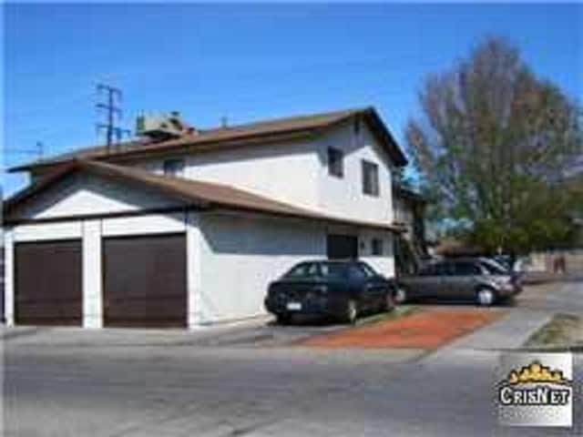 Building Photo - 1011 W Avenue H12