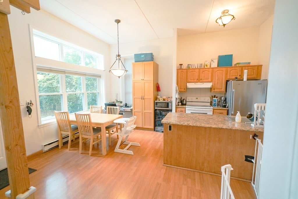 Primary Photo - 156 Fisher Ave