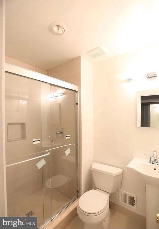 Foto del edificio - 12203 Dillard Pl