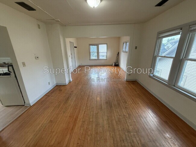 Foto del edificio - 2507 E Johnson St