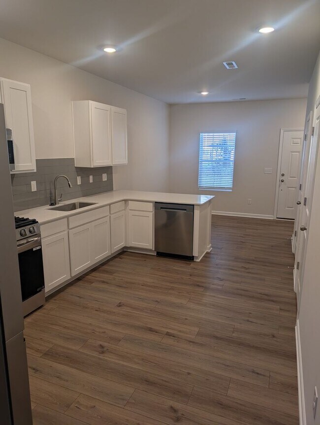 Foto del edificio - 1809 Autumn Mist Dr