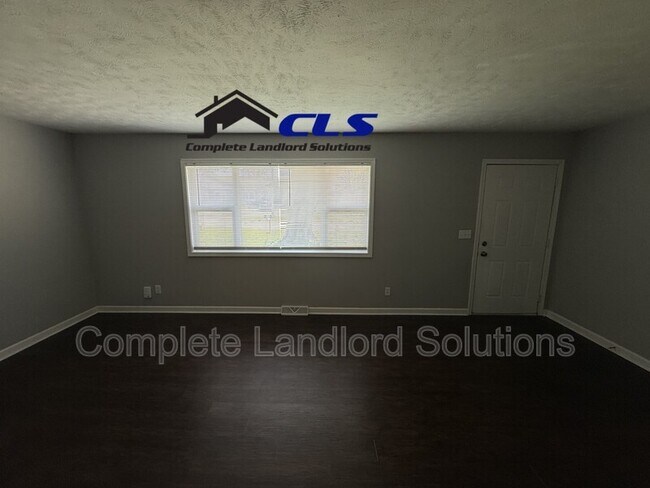 Foto del edificio - 886 E Dawn Dr