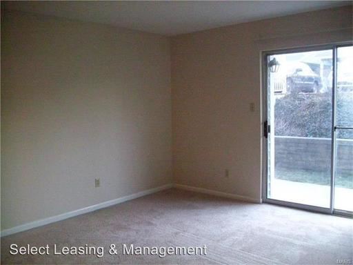 Building Photo - 1239 Creve Coeur Crossing Ln