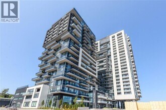 Building Photo - 2093 Fairview St