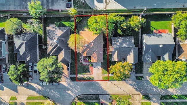 Foto del edificio - 20403 Blue Juniper Dr