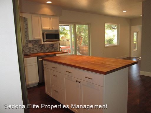 Foto del edificio - 3 br, 2 bath House - 100 STATIONS WEST