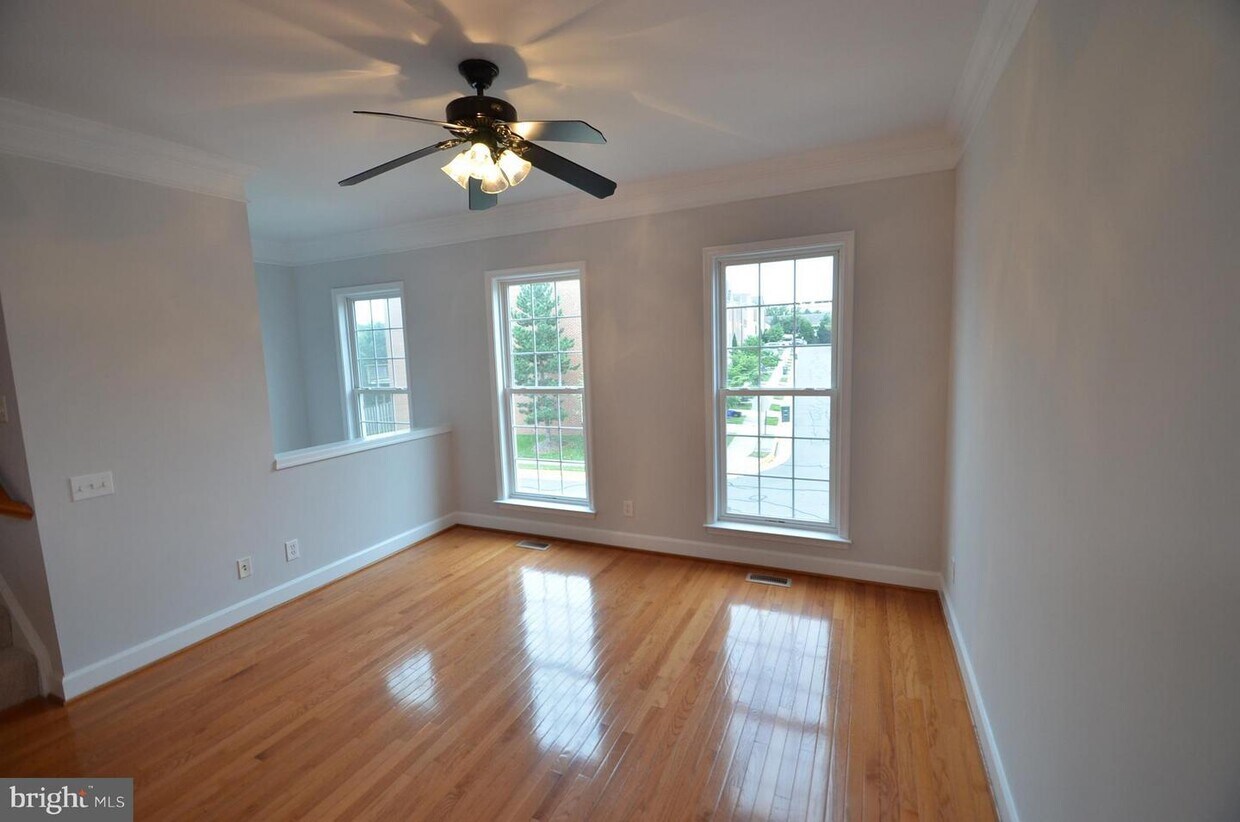 Primary Photo - 13706 Maple Sugar Ln