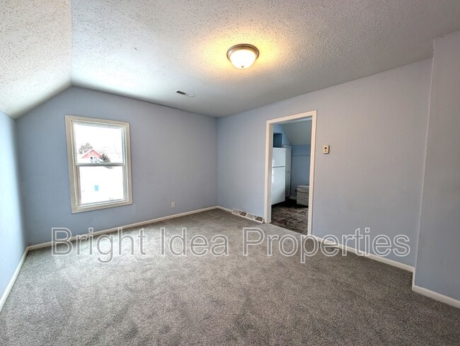 Foto del edificio - 538 Charles Ave